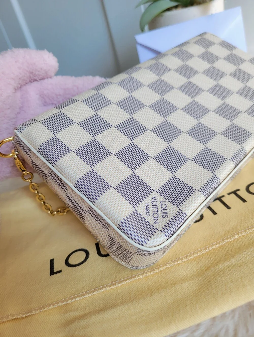 BEAUTIFUL💕 Louis Vuitton FELICIE Pochette Damier AZUR Gold Chain Crossbody
